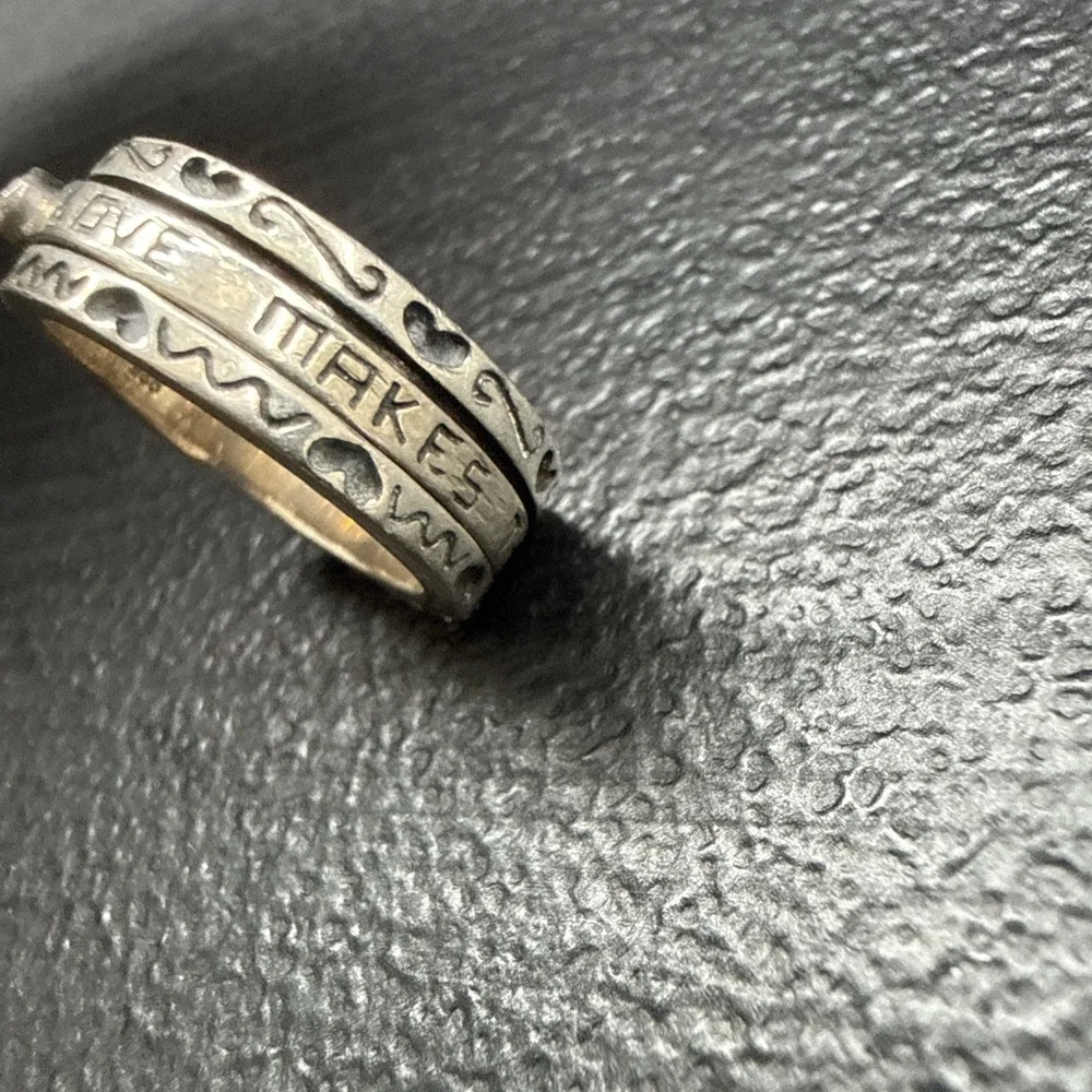 Brighton Sterling Silver Garnet Spinner Love Makes World Go Round Ring Size 8